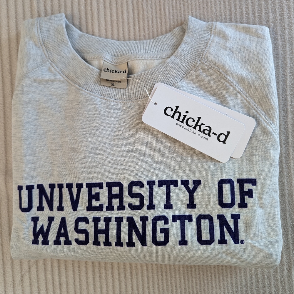 🏈 NWT 🏈 Bayside Crew Crop Top